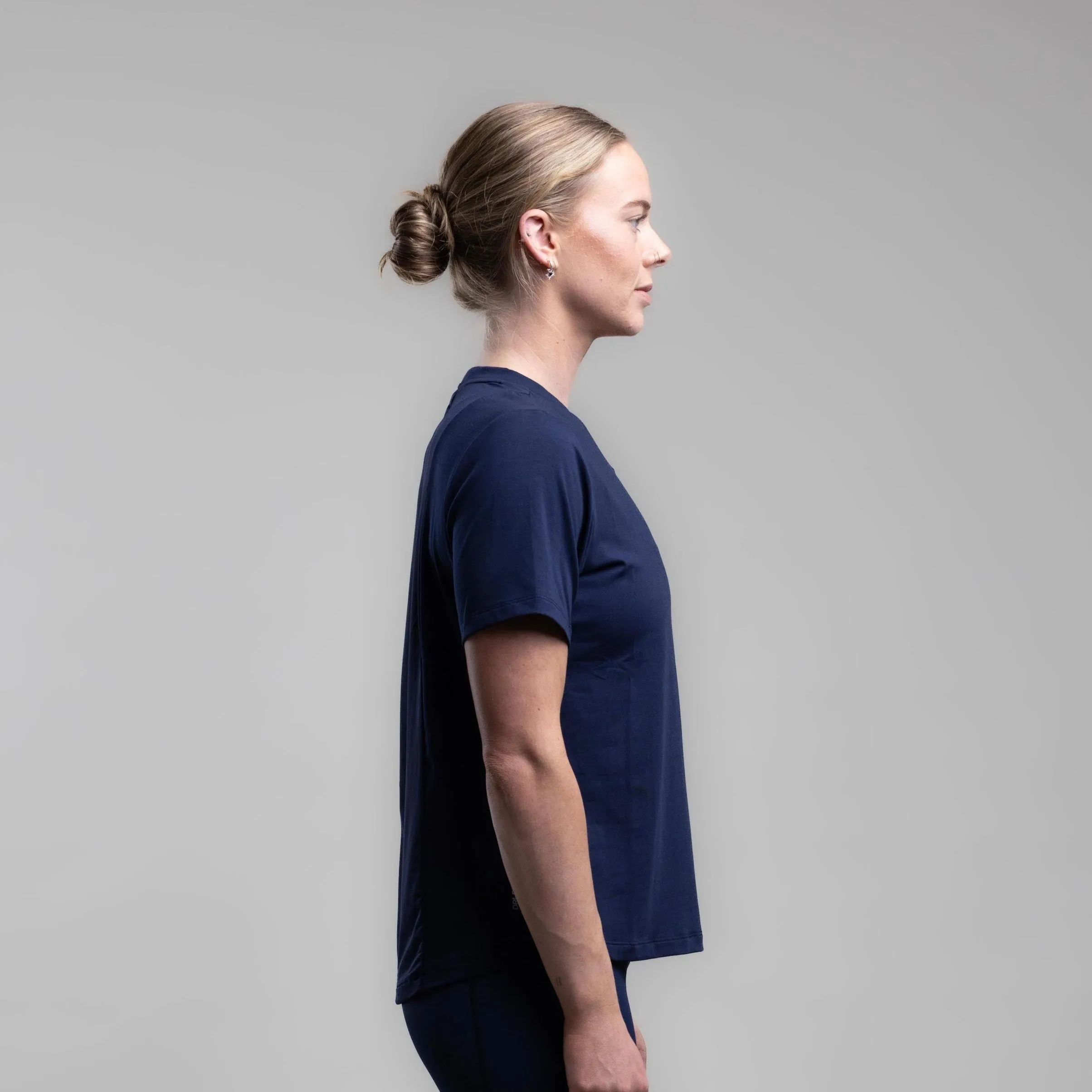 Lomond Tee - Women's NAVY